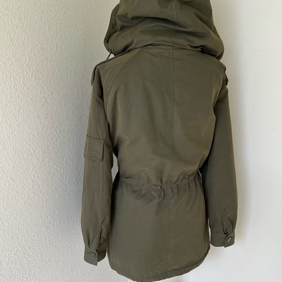 Warm winter coat. Army green. Small - Picture 4 of 7